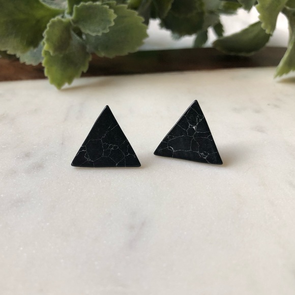 Jewelry - Black Marble Stud Triangle Earrings